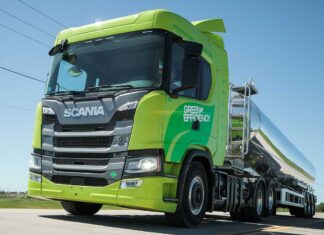 Motor Scania 13 litros a GNC: el gas natural acelera y pone en jaque al diésel en el transporte pesado