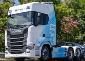 Scania celebra 50 años en Argentina con una serie limitada “Súper” de alto impacto