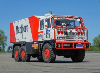 Tatra revive la historia del Dakar con 25 camiones legendarios en Tech Days 2026